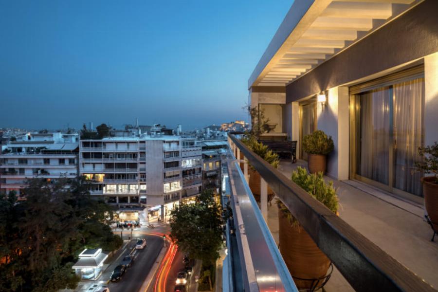 Κολωνάκι: Το υπερπολυτελές σπίτι των 3 εκατομμυρίων με θέα την Ακρόπολη που εσωτερικά είναι σαν παλάτι