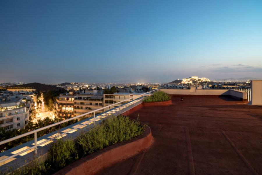 Κολωνάκι: Το υπερπολυτελές σπίτι των 3 εκατομμυρίων με θέα την Ακρόπολη που εσωτερικά είναι σαν παλάτι