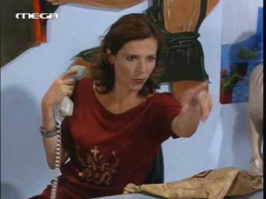 Ράνια Σχίζα: Ο ρόλος της κυράς Σούλας, η σχέση με τον Καπουτσίδη, ο γάμος, τα παιδιά της και η αποχή από τα τηλεοπτικά δρώμενα