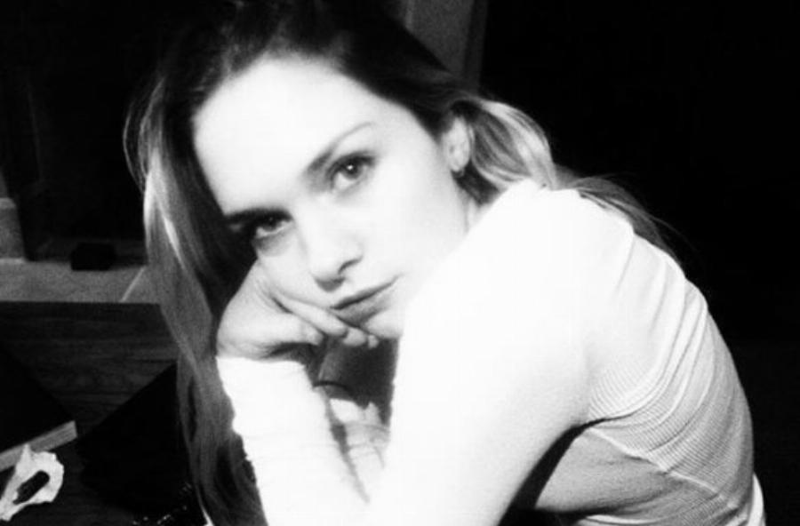 Στέλλα Μπαντέρας: Η κόρη των Αντόνιο Μπαντέρας και Μέλανι Γκρίφιθ έχει μεγαλώσει, είναι μια γοητευτική δεσποινίδα και μοιάζει στη διάσημη γιαγιά της