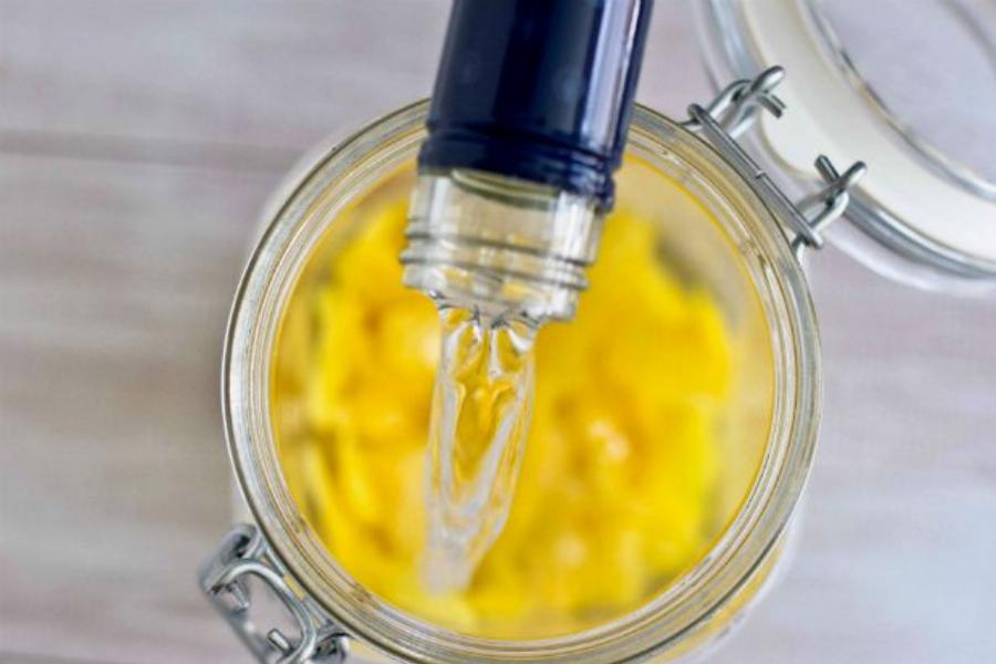 Η εύκολη συνταγή για αυθεντικό λιμοντσέλο όπως το φτιάχνουν και στην Ιταλία