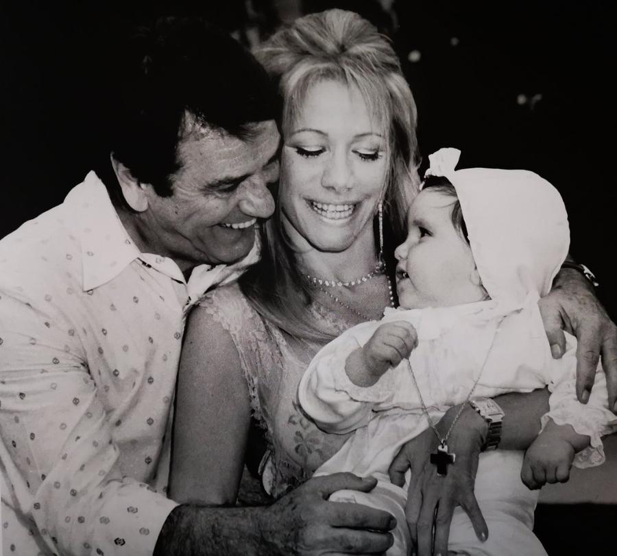 Νίκος Κούρκουλος: Ο παράφορος έρωτας με τη Μαριάννα Λάτση, το διαζύγιο που πήρε για τα μάτια της και οι θάνατοι που τσάκισαν τη ζωή του