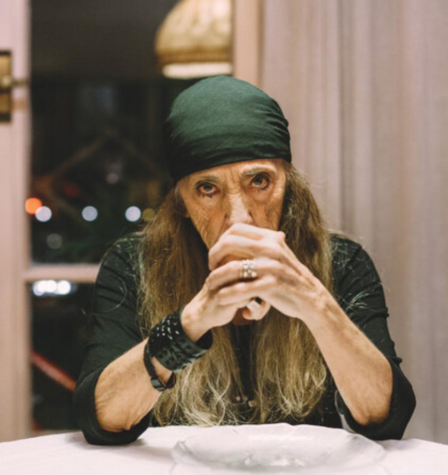 Γιώτα Γιάννα: O πρώτος δίσκος μετά τα 80, ο θάνατος του αδερφού της και η ζωή της 92χρονης ασυμβίβαστης τραγουδίστριας