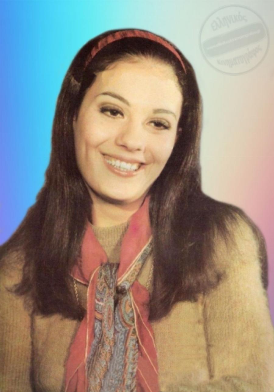 Έλια Καλλιγεράκη: Ο διαγωνισμός ομορφιάς, οι δουλειές στο εξωτερικό, ο γάμος και η απρόσμενη απόσυρση από τα φώτα της δημοσιότητας