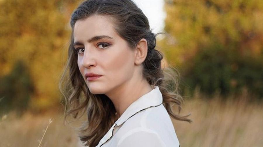 Άγριες Μέλισσες: Οι ηλικίες των πρωταγωνιστριών της δημοφιλής σειράς