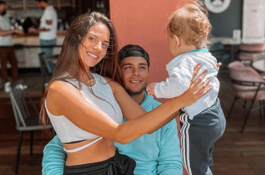 Αλέξανδρος Κοψιάλης: Αυτή είναι η εvτυπωσιακή σύντροφός του και μητέρα του παιδιού του διάσημου Instagrammer