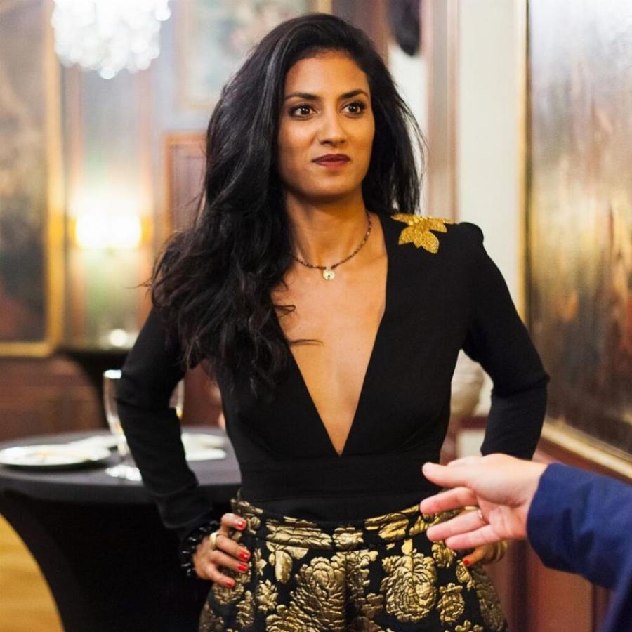 Κώστας Αρζόγλου: Η κόρη του, Ορόρα Μαριόν, μεγάλωσε, έχει εξωτική ομορφιά και ακολουθεί τα βήματα του πατέρα της