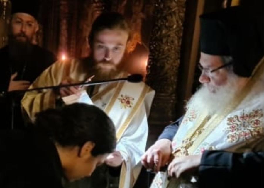 Σπουδαία η δύναμη της προσευχής: Μας προστατεύει από τη φωτιά