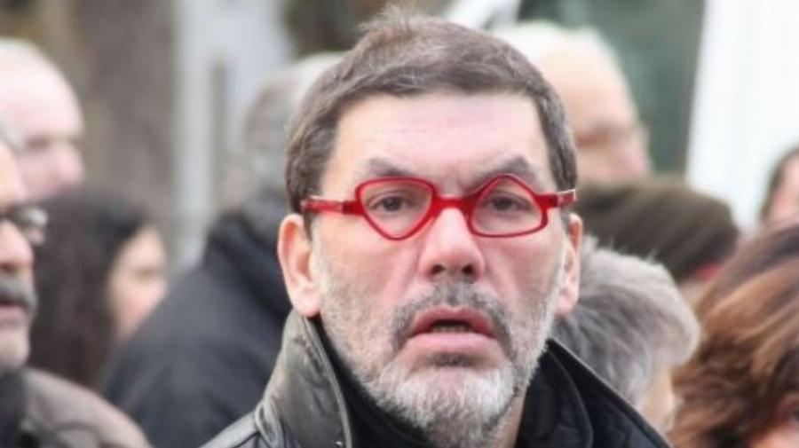 Άλλαξαν το επίθετό τους για να κάνουν καριέρα: 10 πραγματικά ονόματα διάσημων Ελλήνων που δεν γνωρίζαμε μέχρι σήμερα