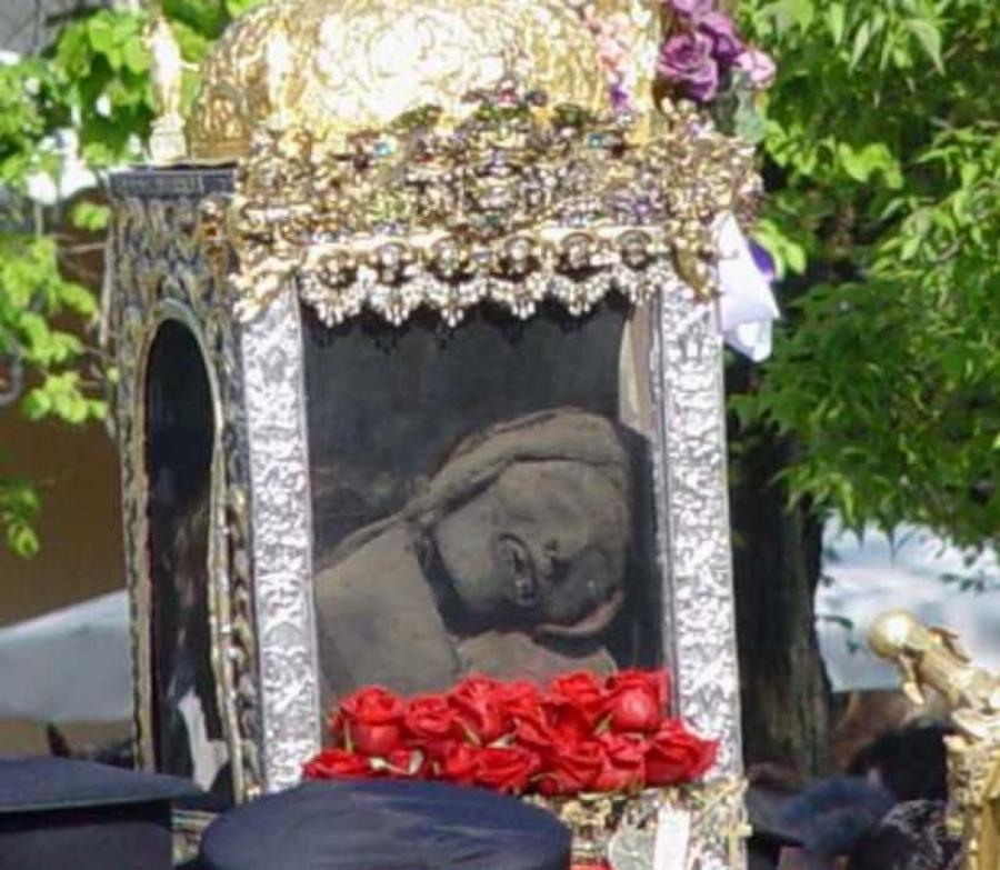 Άγιος Σπυρίδωνας: Το άφθαρτο σκήνωμα του και τα μοναδικά θαύματα που μας συγκλονίζουν