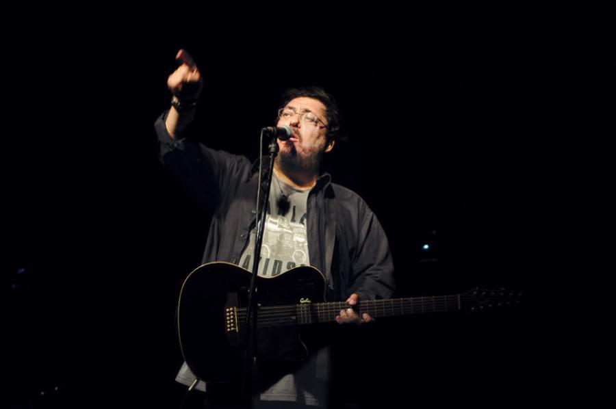 Λαυρέντης Μαχαιρίτσας: Η μεγάλη καριέρα, τα ναρκωτικά, η μανιοκατάθλιψη και το απρόσμενο φινάλε