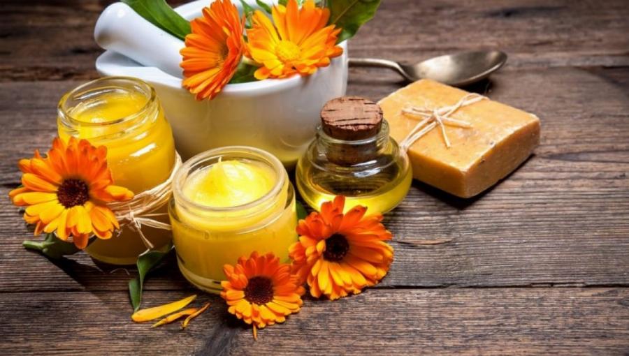 Kεραλοιφή: Πως να φτιάξετε τη μυστική συνταγή από τις γιαγιάδες μας