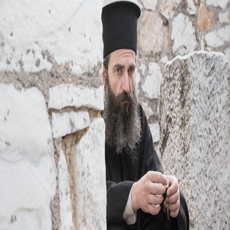 Άρης Σερβετάλης: Η πίστη του στον Θεό, το πρόβλημα με το «Είσαι το ταίρι μου» και ο γάμος