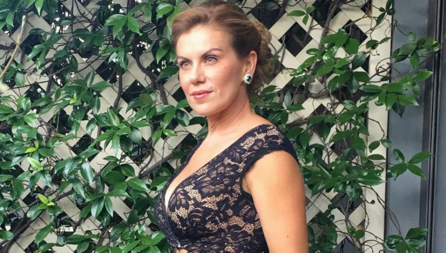 Άλλαξαν το επίθετό τους για να κάνουν καριέρα: 10 πραγματικά ονόματα διάσημων Ελλήνων που δεν γνωρίζαμε μέχρι σήμερα