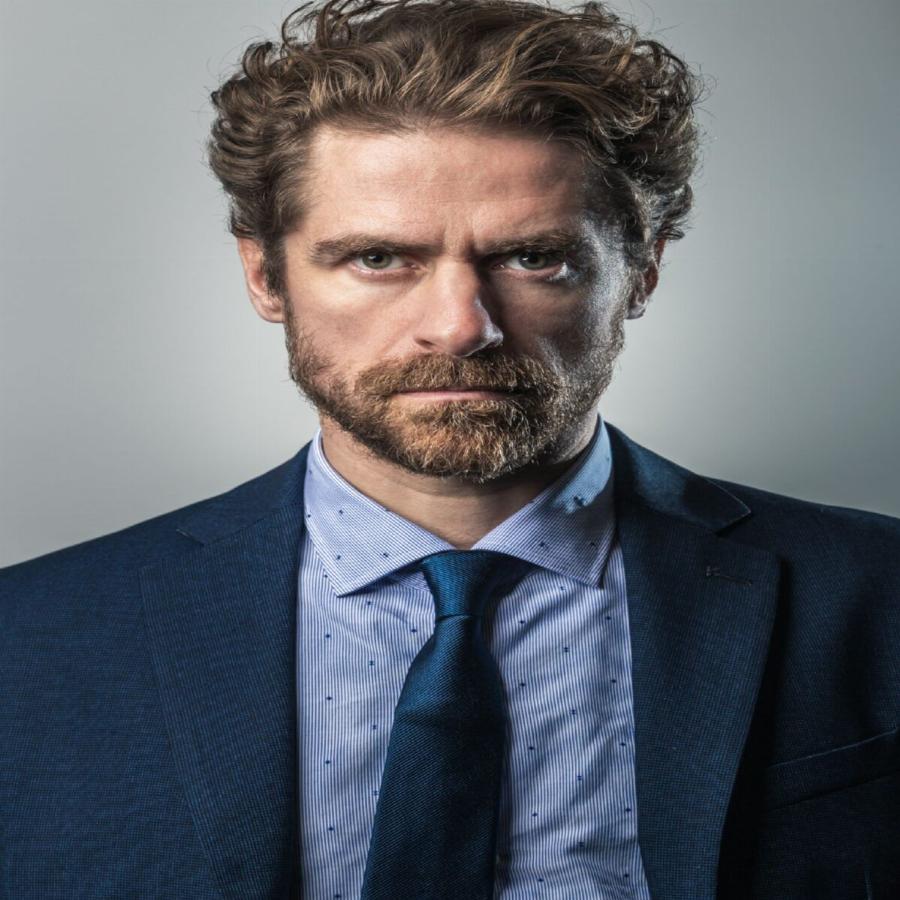 Δημήτρης Λάλος: Η σχέση του με τα χρήματα, οι εκδηλώσεις θαυμασμού απέναντί του, ο “Μαθιός” και ο ρόλος του ως πατέρας