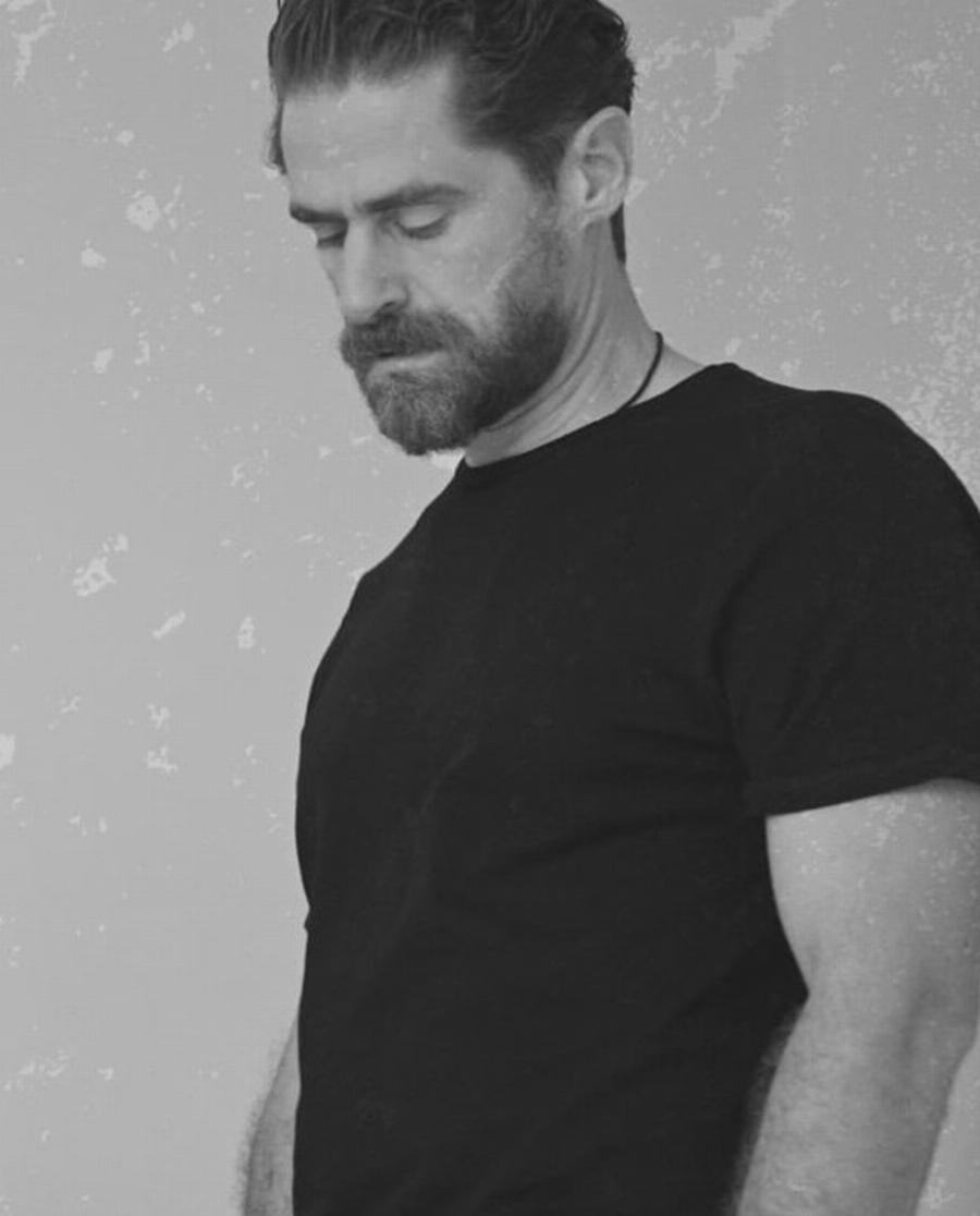 Δημήτρης Λάλος: Η σχέση του με τα χρήματα, οι εκδηλώσεις θαυμασμού απέναντί του, ο “Μαθιός” και ο ρόλος του ως πατέρας