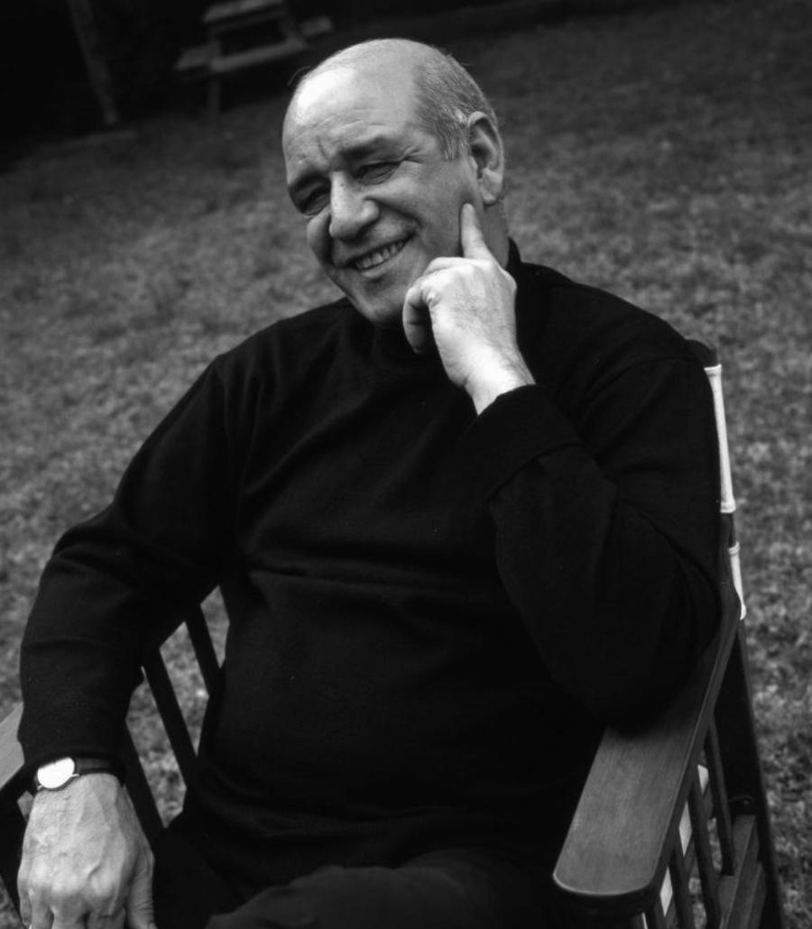 Δημήτρης Μητροπάνος: Η συνάντηση με τον πατέρα του μετά από 29 χρόνια, η μεγάλη καριέρα και ο άδικος χαμός στα 64 του