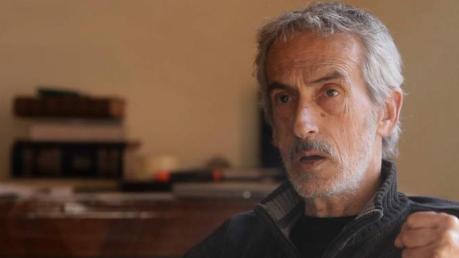 Τάκης Μόσχος: Το ξεκίνημά του ως μοντέλο, η ερωτική απογοήτευση, ο εθισμός στα ναρκωτικά και το διπλό εγκεφαλικό επεισόδιο