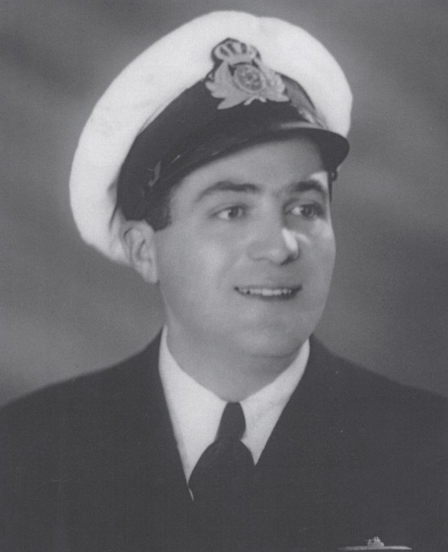 Μπήλιω Τσουκαλά: Η εύπορη οικογένεια, ο μονάκριβος γιος της, η αποχή από τα φώτα και ο θρύλος πατέρας της