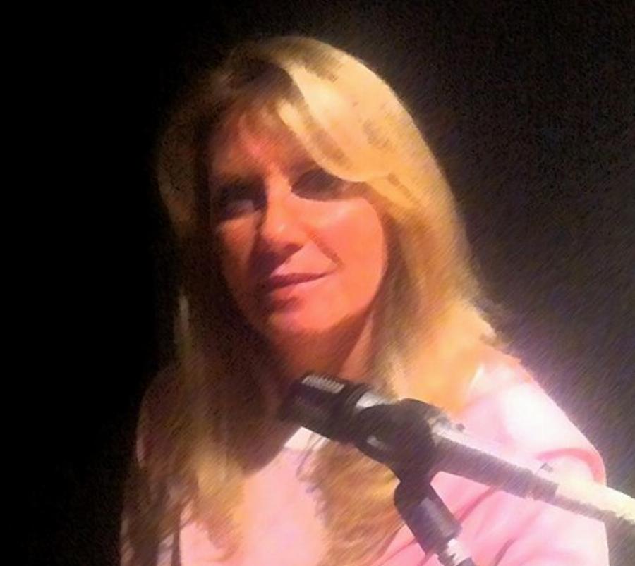 Μυρτώ Πισπίνη: Η σπάνια φωτογραφία της 14 χρόνια μετά το τέλος του «Καλημέρα Ζωή» – Παραμένει σικ και κομψή