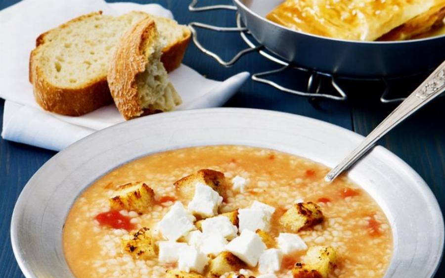 Ασπίδα για τον οργανισμό: Η ελληνική χειμωνιάτικη σούπα γεμάτη πρωτεΐνες, σίδηρο και ασβέστιο