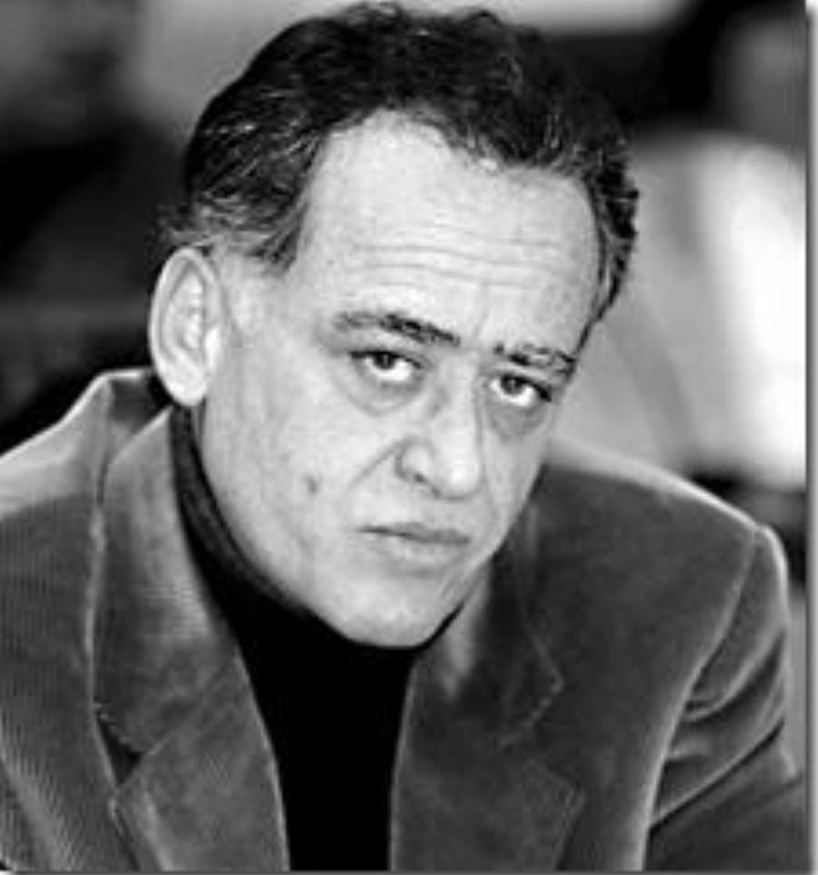 Νίκος Καλογερόπουλος: Τα 300.000 ευρώ για μια ταινία, ο αφορισμός, η πτώχευση, τα καλλιτεχνικά κυκλώματα και η ζωή ως αγρότης