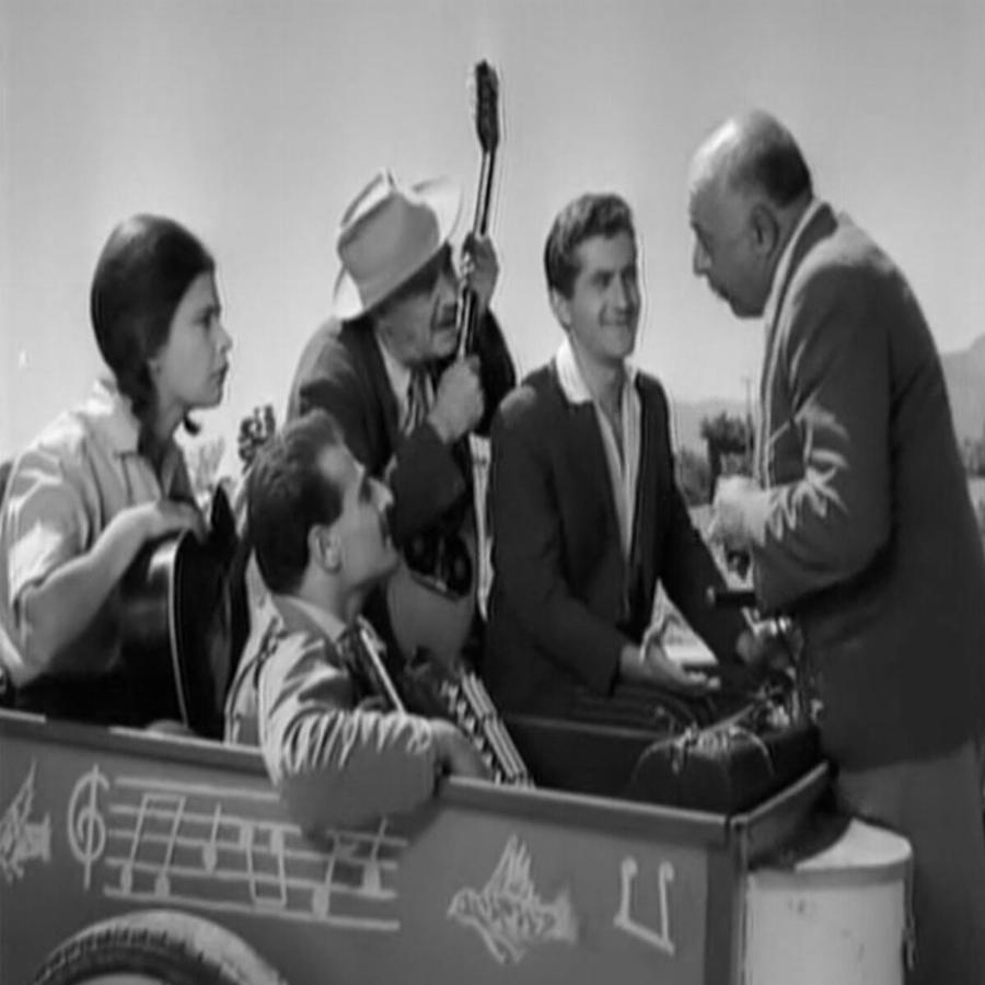 Αλέκος Σακελλάριος: «ίσως ο εξυπνότερος Έλληνας» – 5 αποκαλυπτικές ιστορίες από την ζωή ενός θρύλου