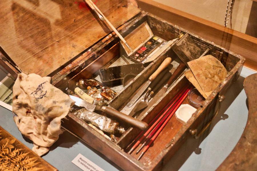 Kαλλιθέα: Ο ανεκπλήρωτος έρωτας δύο νεαρών, το τραγικό τους τέλος και το “στοιχειωμένο” σπίτι