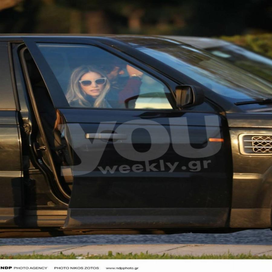 Σαν πραγματικό τανκς: Το τεράστιο και υπεροπολυτελές αυτοκίνητο της Αθηνάς Οικονομάκου