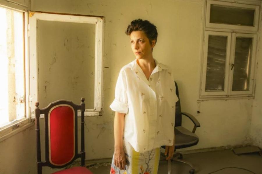 Δεν θα την αναγνώριζε ούτε ο Ρώμας:  Έτσι είναι σήμερα η μητέρα του Χρυσάνθεμου από το «Κωνσταντίνου και Ελένης»