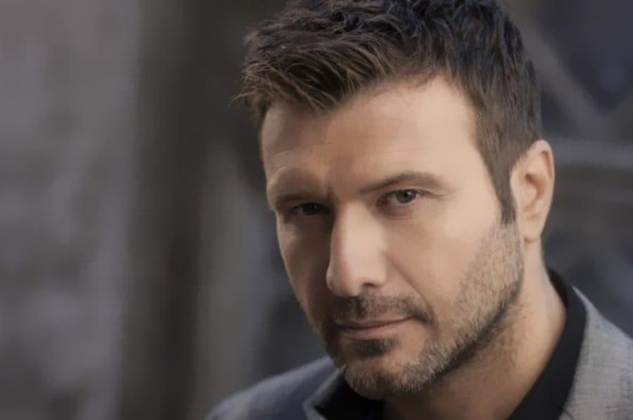 Έλληνες celebrities: Ποια είναι τα 11 άγνωστα επαγγέλματα που έκαναν οι Έλληνες καλλιτέχνες πριν γίνουν διάσημοι