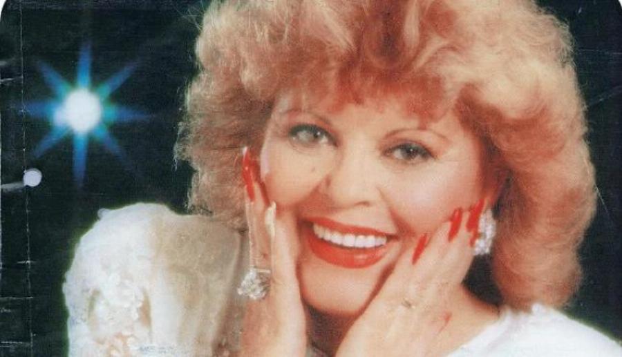 Ρίτα Σακελλαρίου: Πως κατάφερε να κάνει κρυφά καριέρα και οι δύσκολες στιγμές στην ζωή της