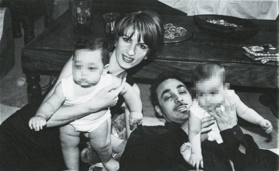 Νότης Σφακιανάκης: Η μεγάλη καριέρα, τα δίδυμα παιδιά του, η αρρώστια και η απώλεια που τον πόνεσε