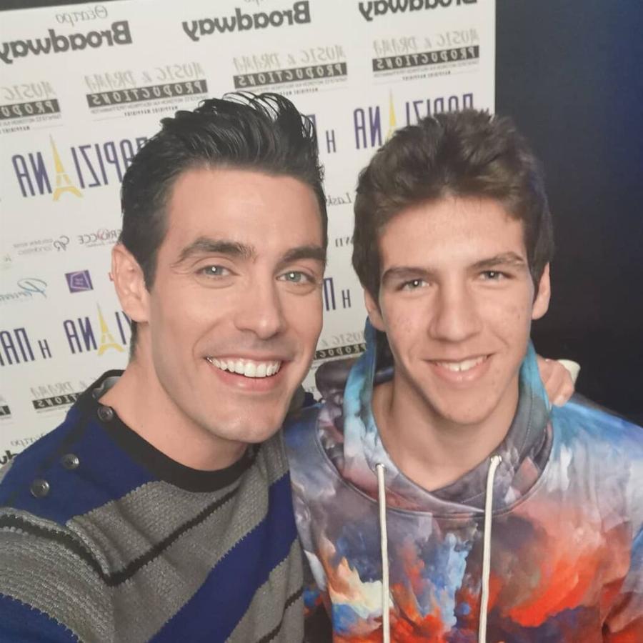 Γιάγκος Σκιαδαρέσης: Ο μικρότερος γιος της Μπέσυ Μάλφα και του Γεράσιμου Σκιαδαρέση μεγάλωσε και είναι ίδιος με τη μαμά του