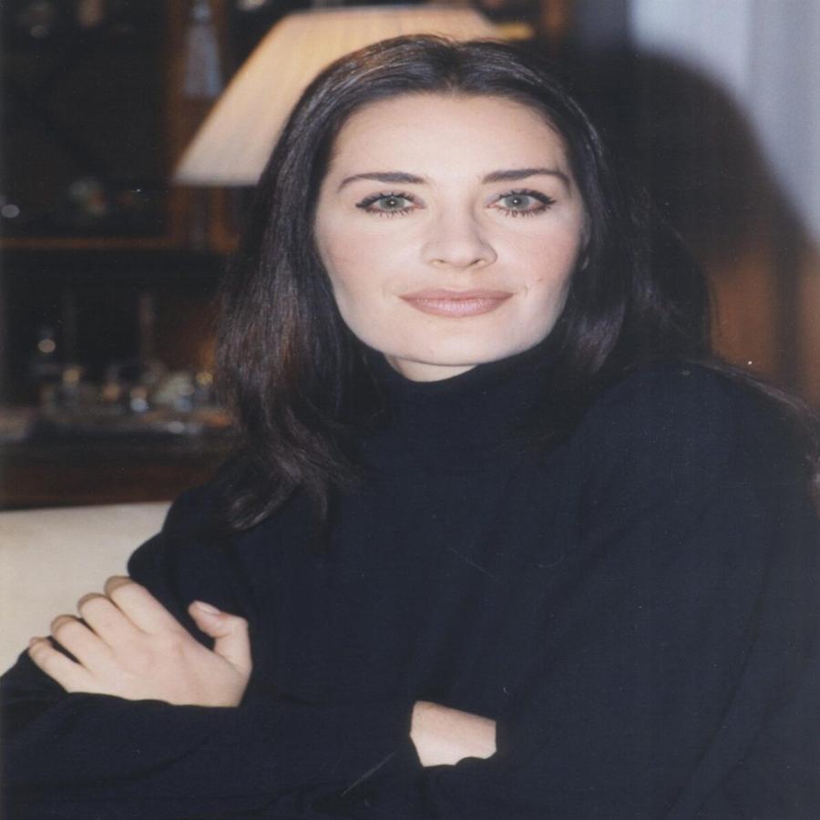 Τάνια Καψάλη: Τα χρυσά συμβόλαια, τα πρόστιμα και η ξαφνική απομόνωση