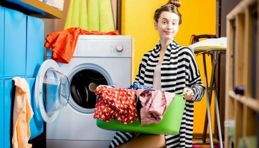 “Γιατί δεν βοηθάω τη γυναίκα μου με τις δουλειές του σπιτιού”