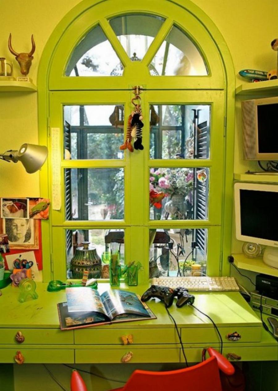 Το παραμυθένιο «μικρό σπίτι στο λιβάδι» βρίσκεται στο κέντρο της Αθήνας και το εσωτερικό του θυμίζει όνειρο