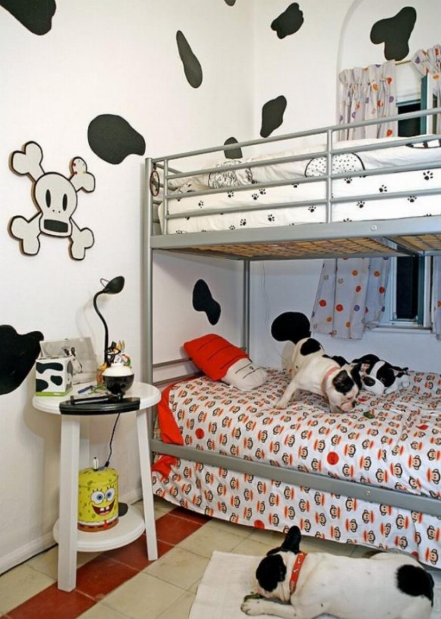 Το παραμυθένιο «μικρό σπίτι στο λιβάδι» βρίσκεται στο κέντρο της Αθήνας και το εσωτερικό του θυμίζει όνειρο