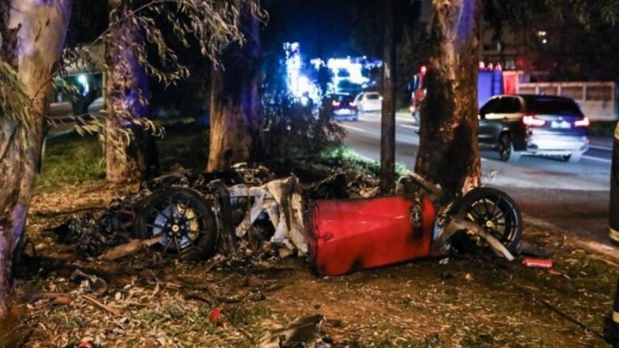 Τροχαίο με Ferrari στη Βούλα: O Stan απεγκλώβισε τη σύζυγο του Μονογυιού – Τι του ψιθύρισε