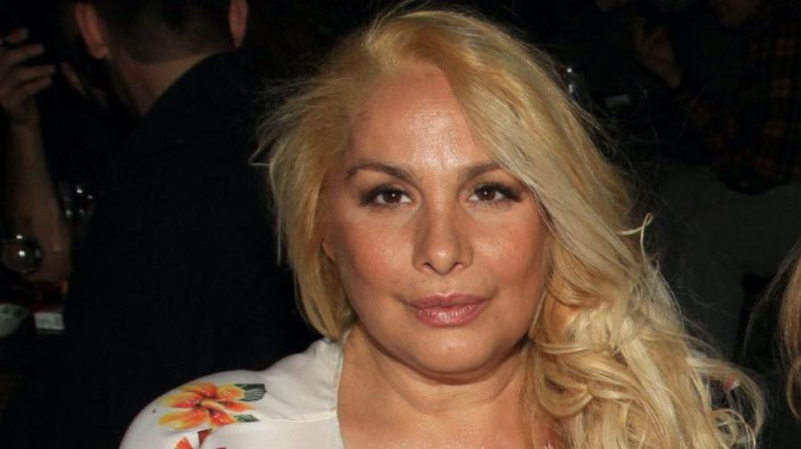 Άστεγη η Τζένη Χειλουδάκη: Καλεί με ανάρτηση σε βοήθεια για να μην κοιμάται στο αυτοκίνητο