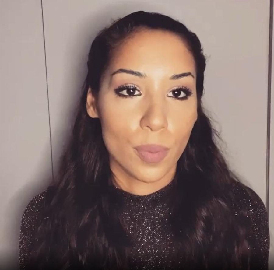 «Με ρωτούν αν ντρέπομαι εγώ και η οικογένειά μου»: Το ξέσπασμα της Ανχελίτα για το βίντεο με τον Πέτσα