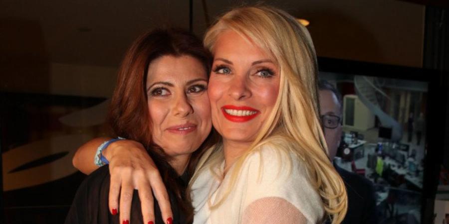 Ζήνα Κουτσελίνη: H μάχη με την κατάθλιψη, το αστρονομικό ποσό που πήρε από την Ελένη Μενεγάκη και η προβληματική σχέση με τον πατέρα της