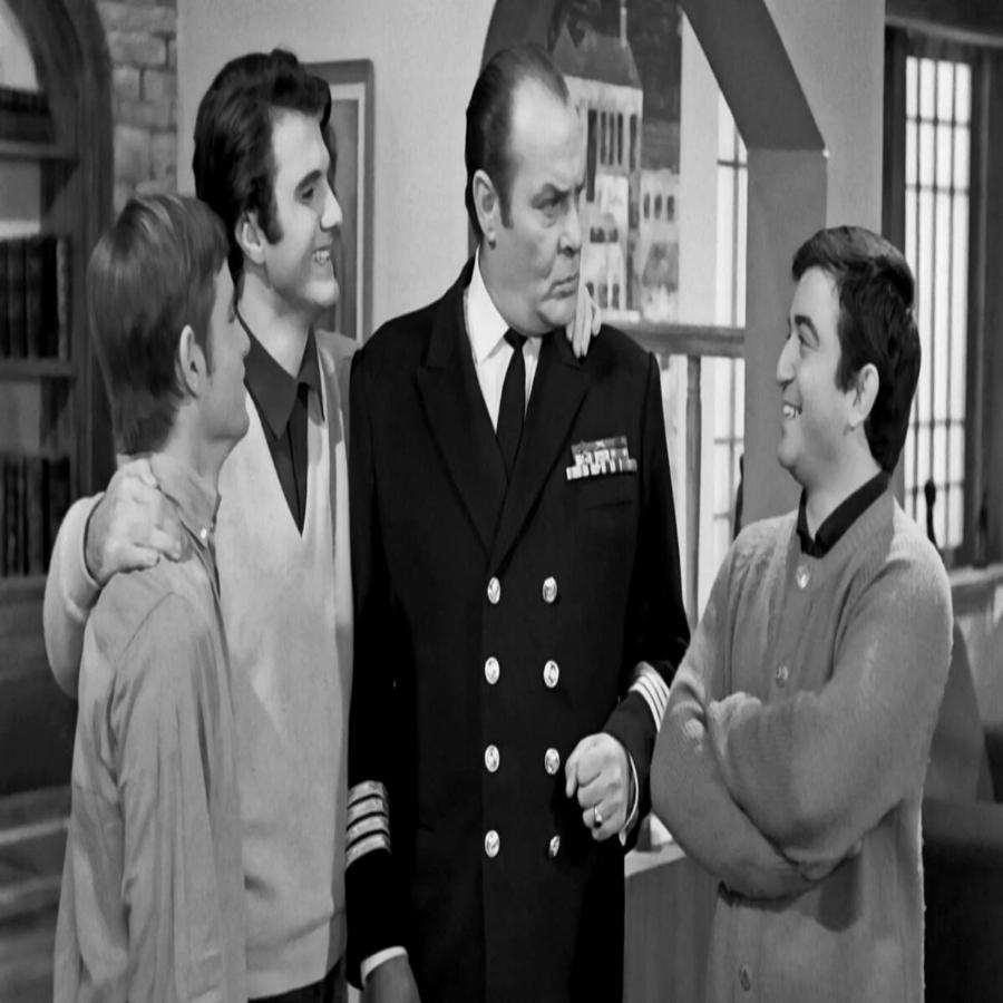 Βαγγέλης Ιωαννίδης: Το παιδί-θαύμα του ελληνικού σινεμά με τα ξανθά μαλλιά που υποδύθηκε τον μικρό γιο του Λάμπρου Κωνσταντάρα