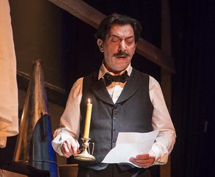 Θανάσης Ζέρβας: Η εξαφάνιση από τη δημοσιότητα, ο εθισμός στις ουσίες και ο θάνατος της συντρόφου του που τον τσάκισε