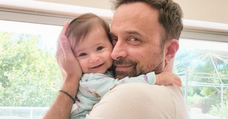 Γιώργος Λιανός: Στον Άγιο Δομίνικο μαζί με την 10 μηνών κόρη του – Η δημοσίευση που έριξε το Instagram