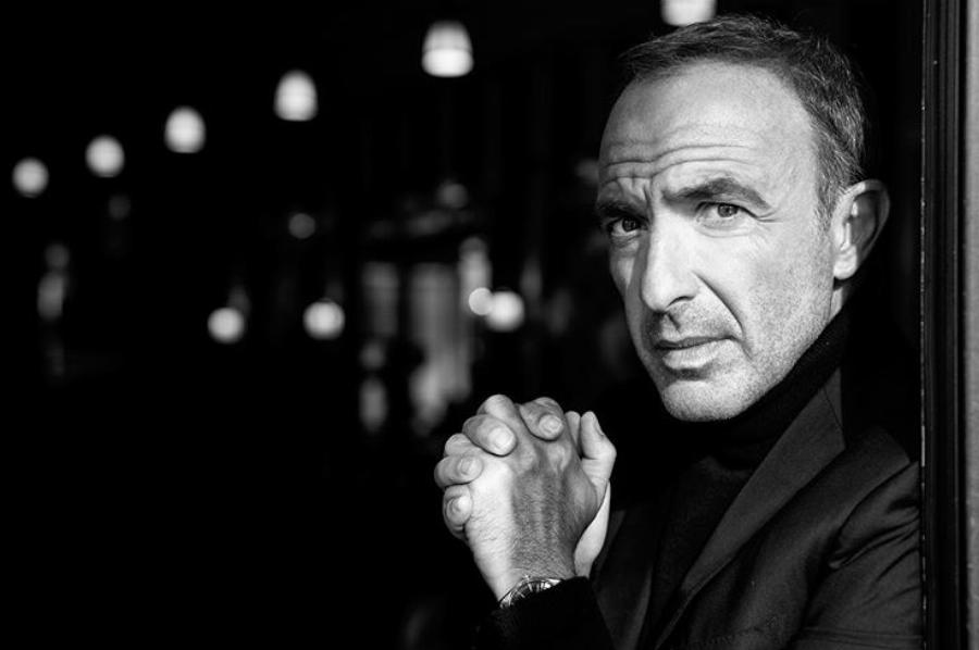 Νίκος Αλιάγας: Η αλλαγή στην καριέρα, η σχέση με την Μπακοδήμου, και ο έρωτας με την Τίνα Γρηγορίου