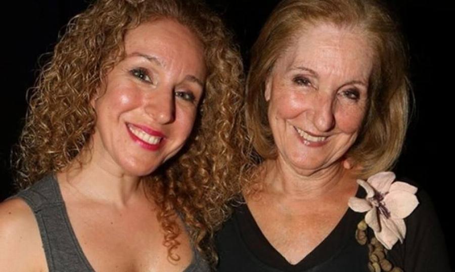 Χριστίνα Κουλουμπή: Η κόρη της Κάρμεν Ρουγγέρη, η γυναίκα – πρότυπο στην ζωή της και το θέατρο για παιδιά