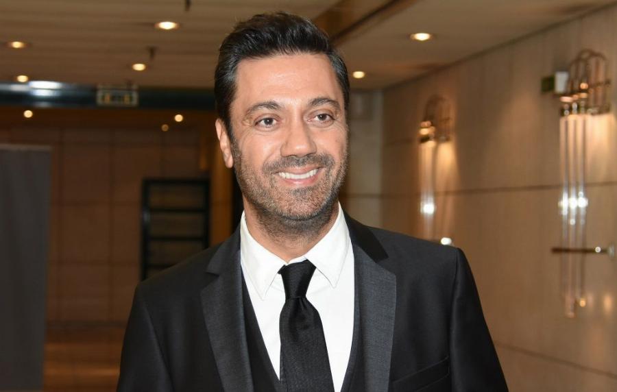 Γιώργος Θεοφάνους: Ο θάνατος της μητέρας του,  τα δύσκολα χρόνια με τον πατέρα του, το διαζύγιο με την Ευρυδίκη και η νέα σύζυγος