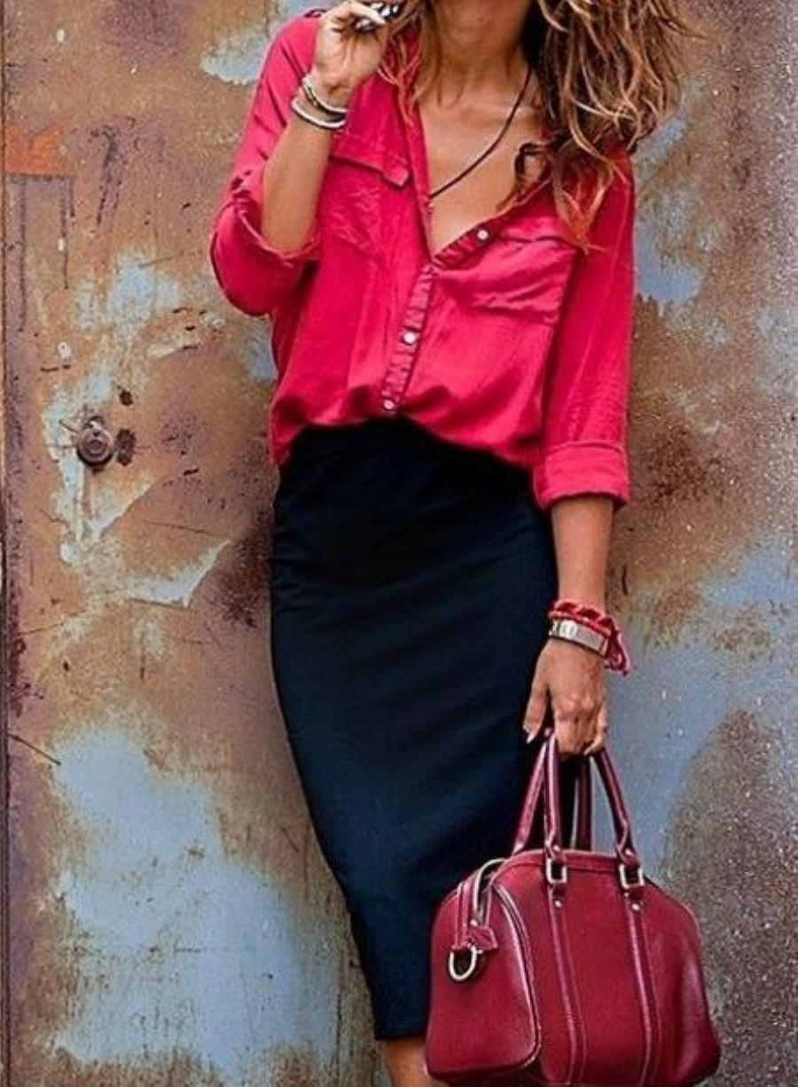 Κλασικά κομμάτια που θα είναι πάντα στη μόδα: 10 στιλάτα κομμάτια που κάθε γυναίκα πρέπει να έχει στην ντουλάπα της