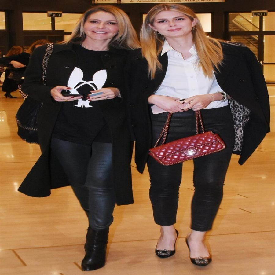 Αυτές είναι οι 8 διάσημες Ελληνίδες μητέρες που ποζάρουν με υπερηφάνεια μαζί με τις κούκλες κόρες τους